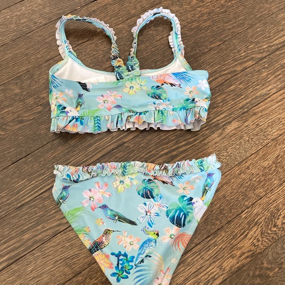 GEMO Girl Two Piece Swim Suit Ruffles 
Blue Parrot Floral Tropical Print 
Size 5 - Picture 2 of 3
